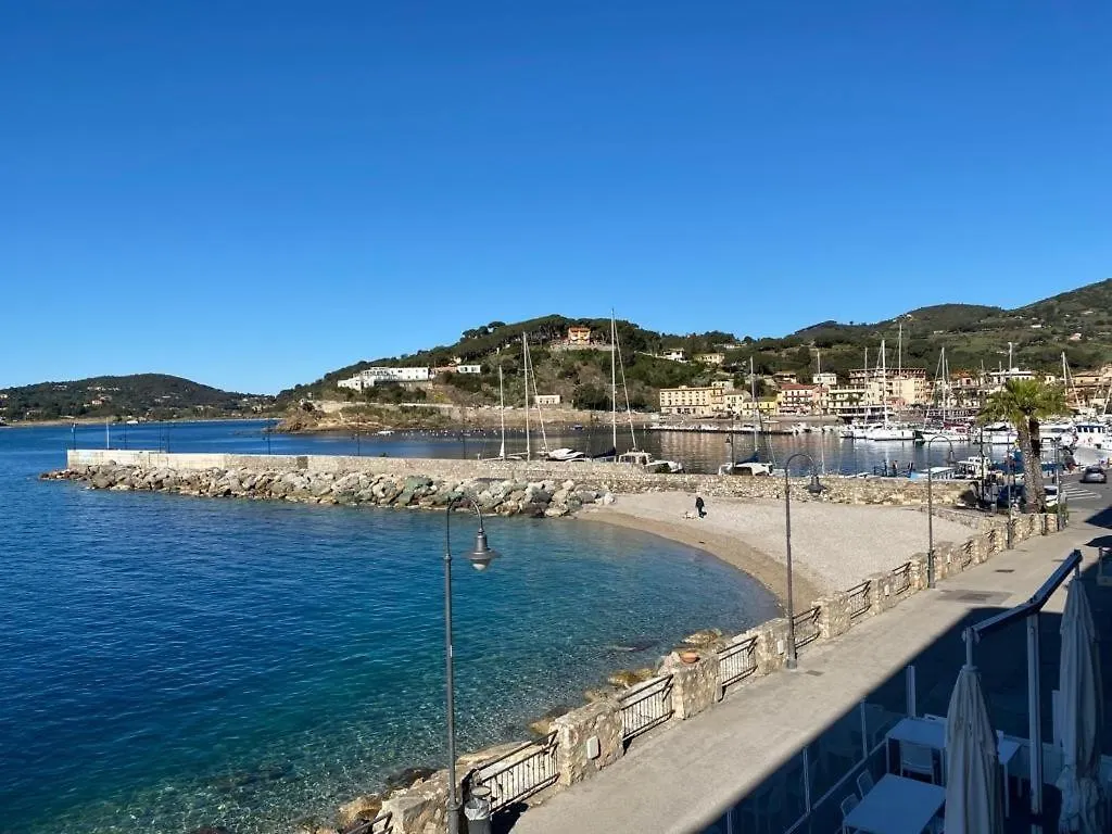 Porto Azzurro Suite - Goelba 0*, Porto Azzurro